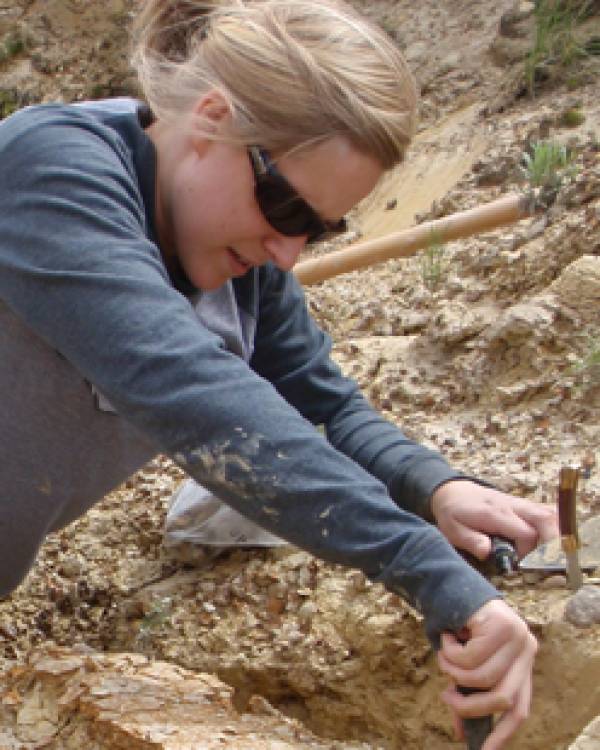 Sam Pounds digging in the dirt
